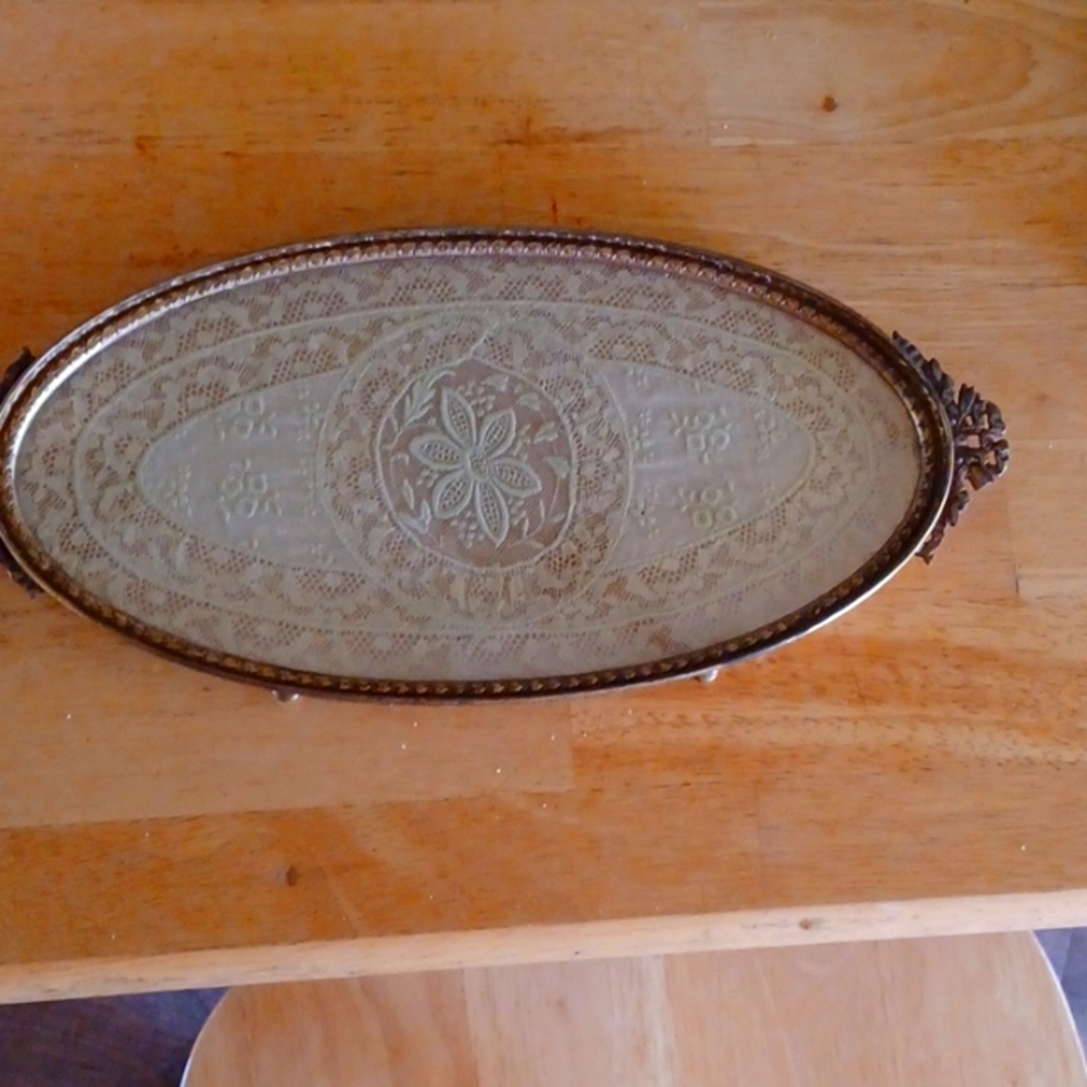 Bath room tray